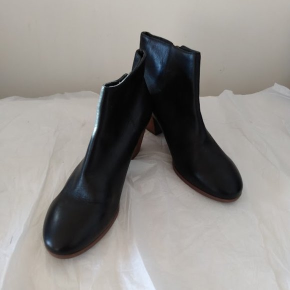 Crown Vintage Leather Bootie - Picture 3 of 13